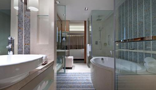Premier Twin Bed Room, Guest room, 2 Double, City view