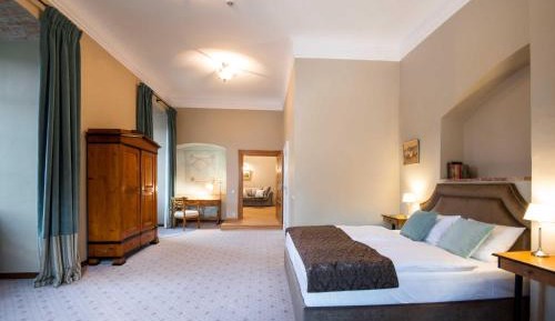 One-Bedroom Suite