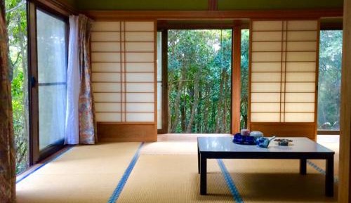 One-Bedroom Holiday Home
