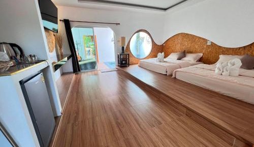 Double Room with Pool View