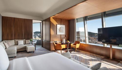 Premier City View Room King