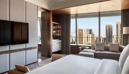 Deluxe City View Room King