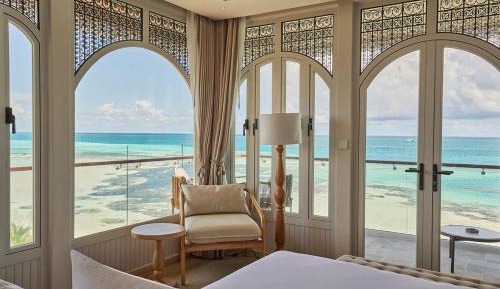Grand Infinity Seaview Room
