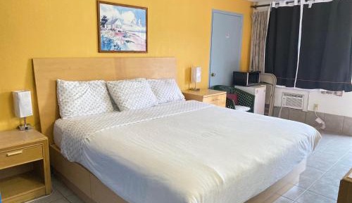 Standard King Room