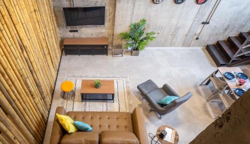 Art Loft 06