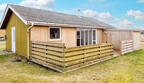 Two-Bedroom Holiday Home