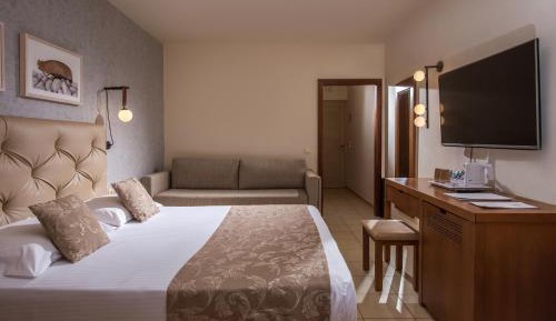 Quadruple Room with Garden View