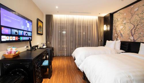 Twin Room with Bath