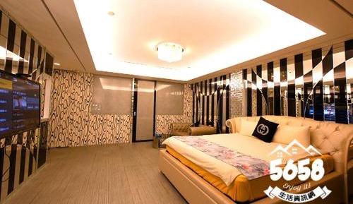 Deluxe Double Room with Bath