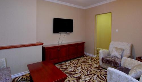 Deluxe Family Room