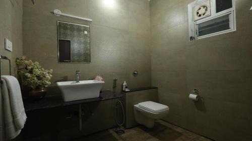 [Sanitized]Superior Double Room