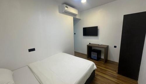 Deluxe Studio Room