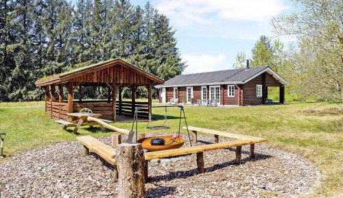 Three-Bedroom Holiday Home 