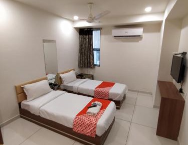 Room #1165550902