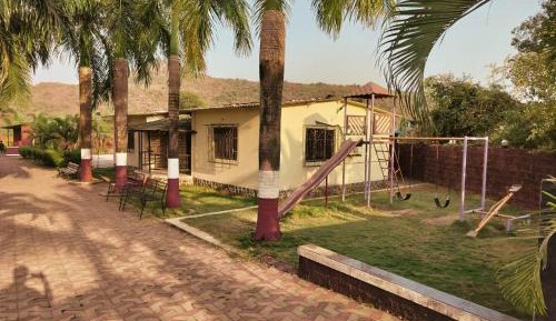 Double Room with Balcony (2 Adults + 1 Child)