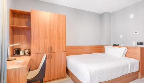 Queen Room Non Smoking