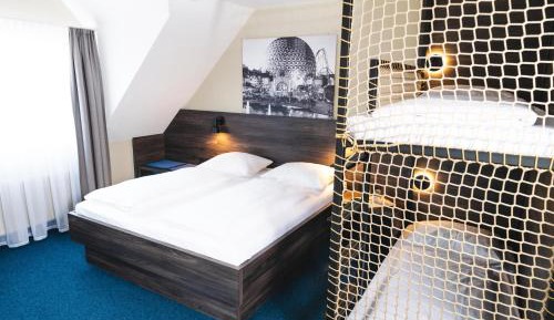 Quadruple Room House A & B 