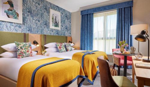 Superior King Room
