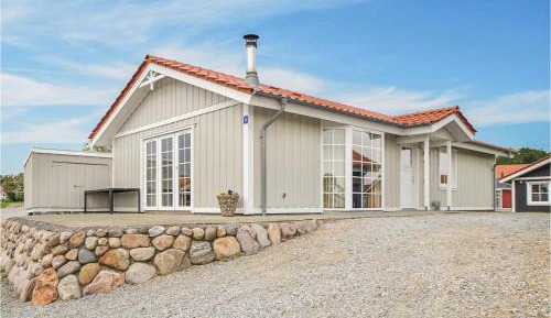 Four-Bedroom Holiday Home