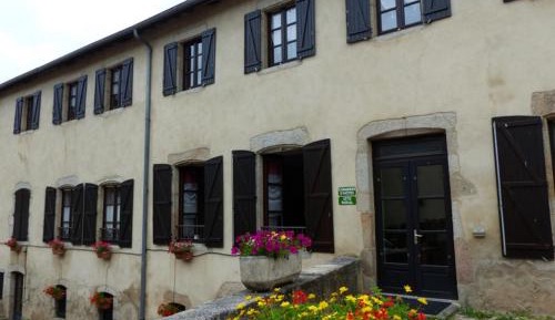 Apartment (4 Adults)