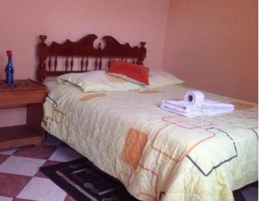 Queen Room with Shared Bathroom