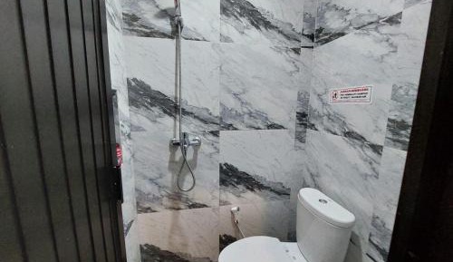 Deluxe Double Room (2 Adults + 1 Child)
