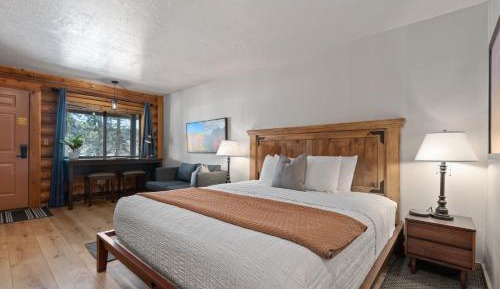 King Room with Mountain View