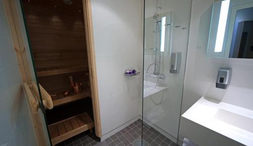 Deluxe Suite with Sauna
