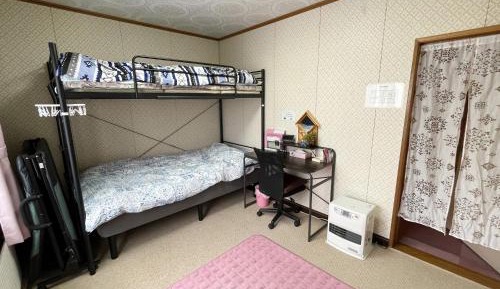Economy Triple Room