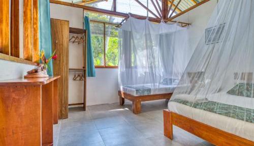 Triple Room with Shared Bathroom