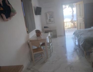 Studio with Balcony
