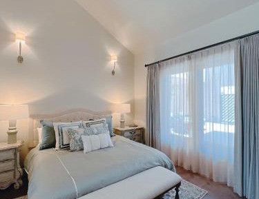 King Room with Garden View
