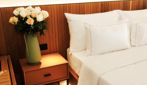 Magnolia Superior Room