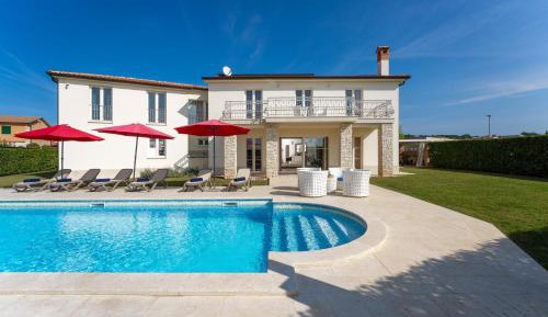 Deluxe Villa
