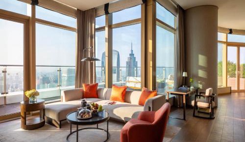 Pearl Suite