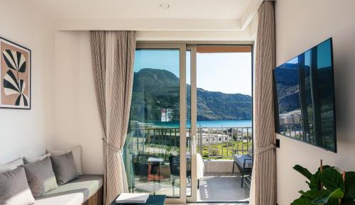 Suite with Hot Tub