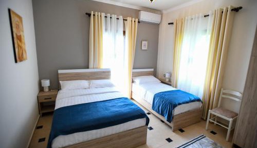 Triple Room with Balcony