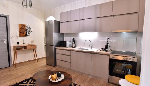 Deluxe One-Bedroom Apartment with Garden View