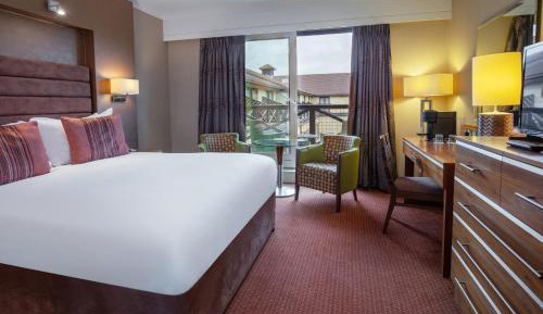 Superior King Room