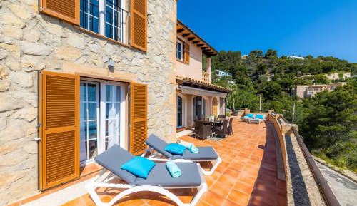 Villa with Sea View