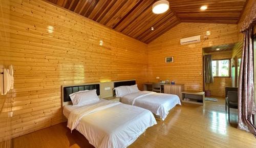 Twin Room with Balcony