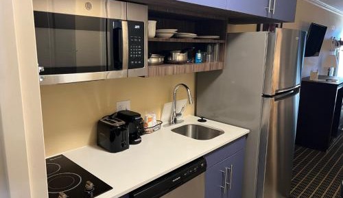 King Room with Sofabed - Non Smoking