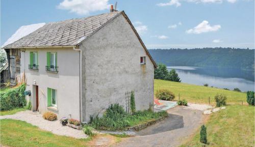 Two-Bedroom Holiday Home