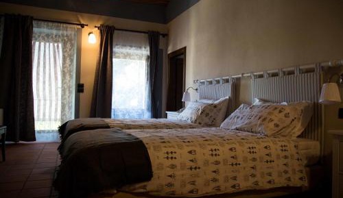Twin Room with Private Bathroom