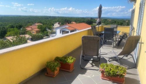 Apartment with Balcony