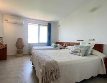 Triple Room with Sea View