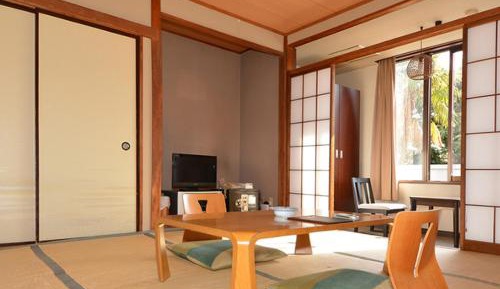 Standard Japanese-Style Room with Private Bathroom and Toilet - Non-Smoking