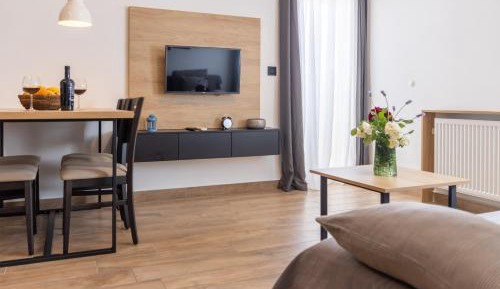 Standard One-Bedroom Apartment with Balcony - 1st floor