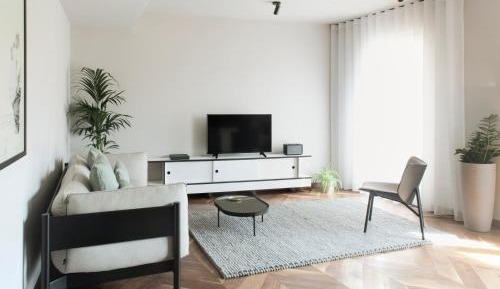 One-Bedroom Apartment Seaview