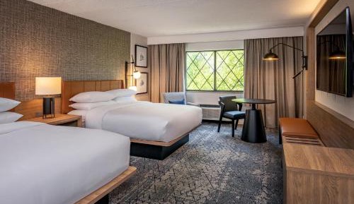 Traditional Queen Room with Two Queen Beds
